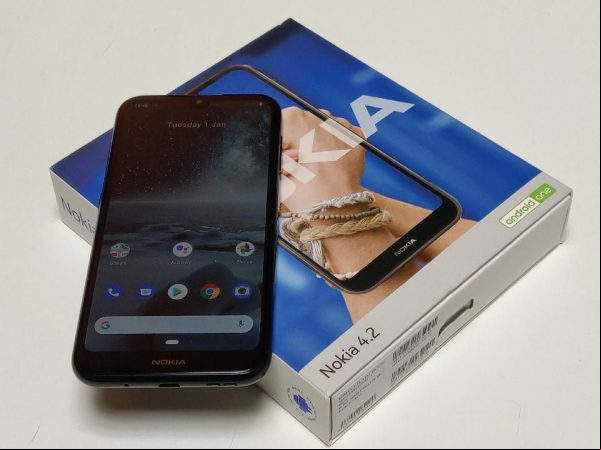 Los mejores teléfonos baratos para regalar en navidad